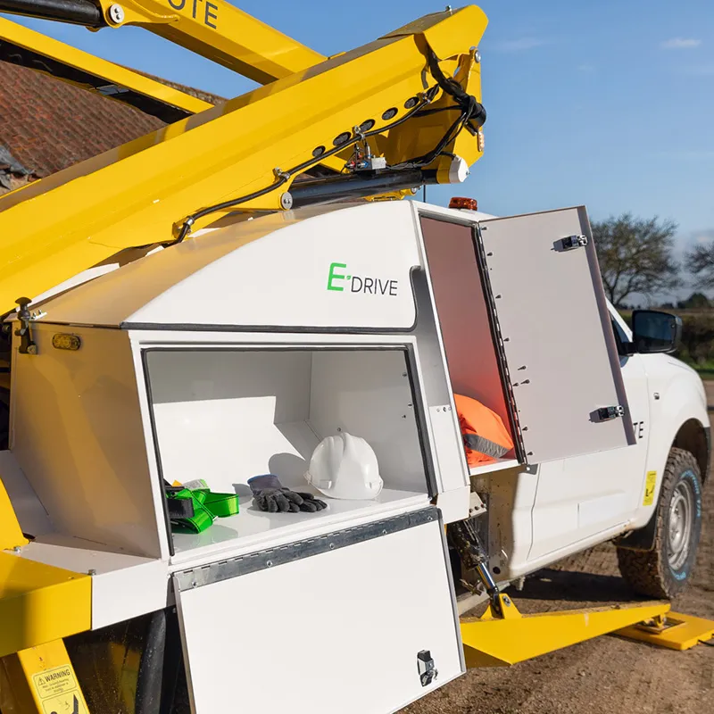 CZ140 CARGO on an Isuzu D-Max